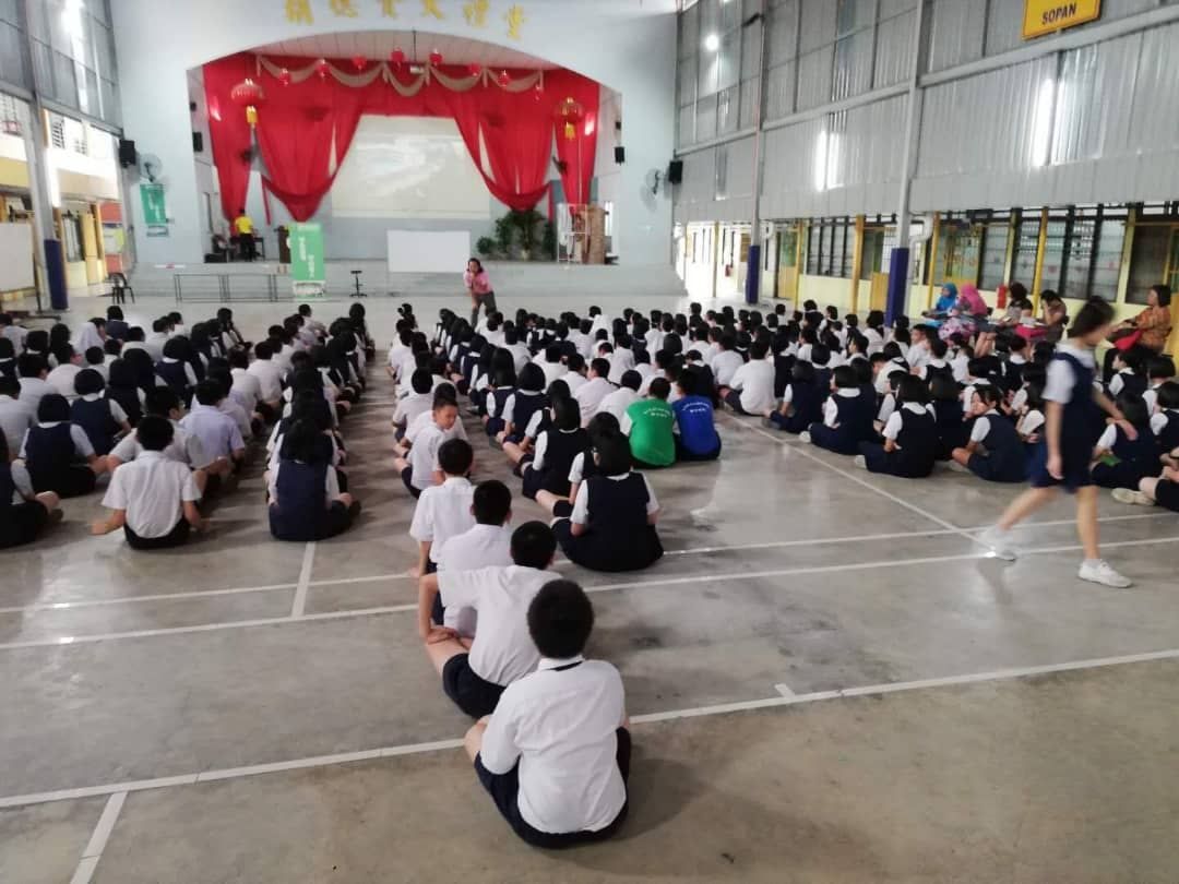 620巴里文打新华小学