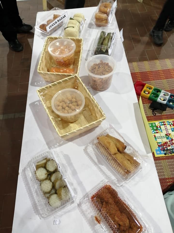 充满趣味和智慧元素的家长日