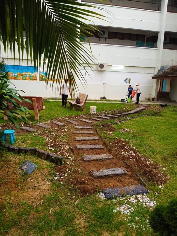 感谢家联和学生协助美化及清理校园