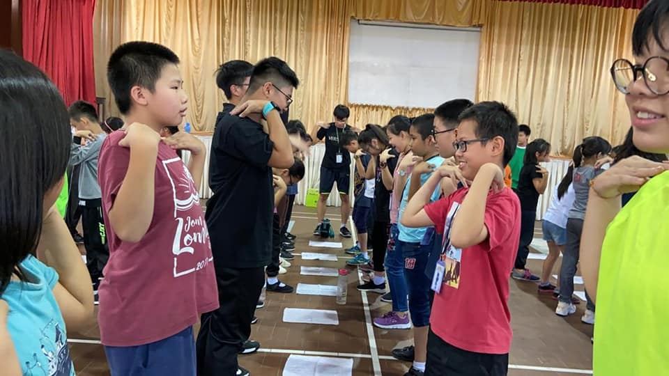 做一个比昨天更好的人，是给自己最好的礼物