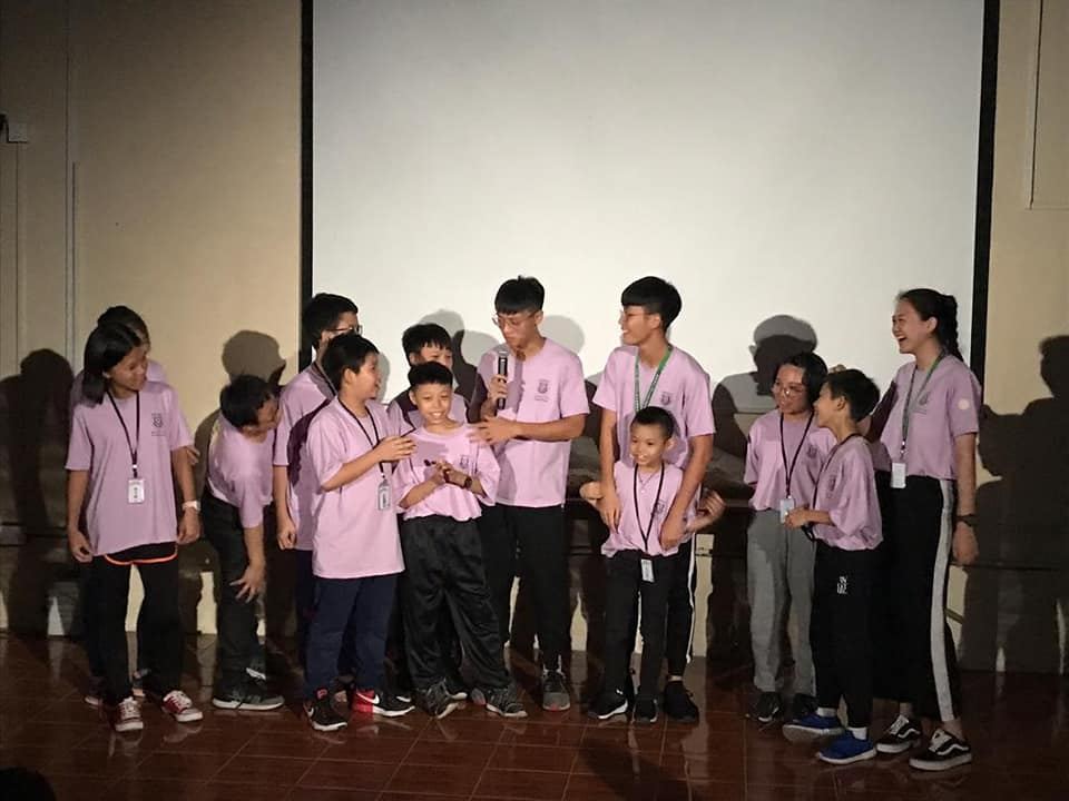 依依不舍