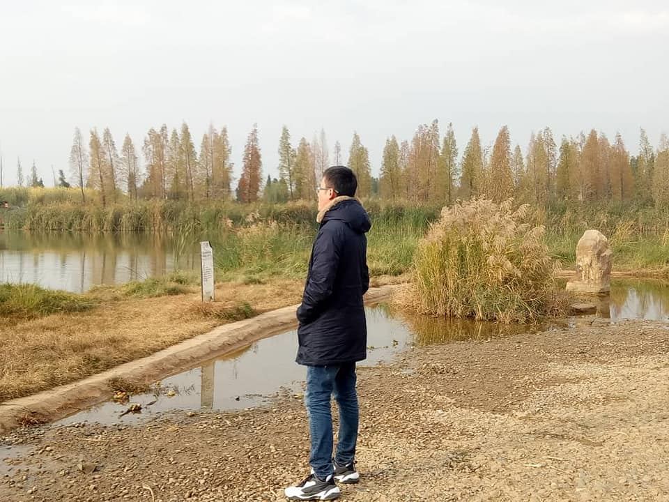 今早南华天使到昆明海东湿地公园晨运及欣赏湿地公园的生态环境。之后便到了斗南花卉市