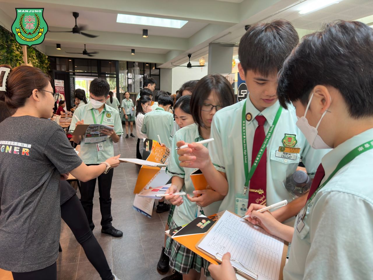 南华独中校内教育展