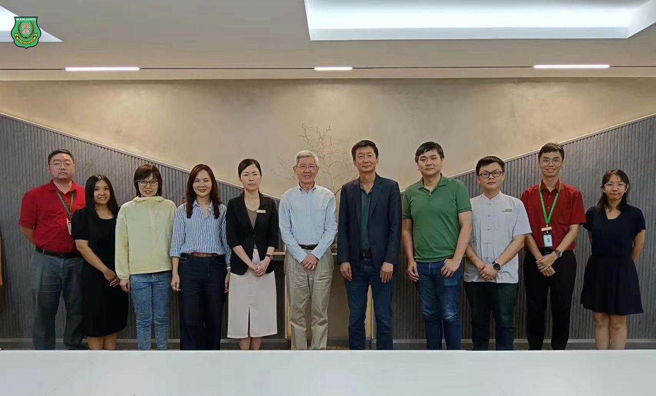 程介明教授访南华独中