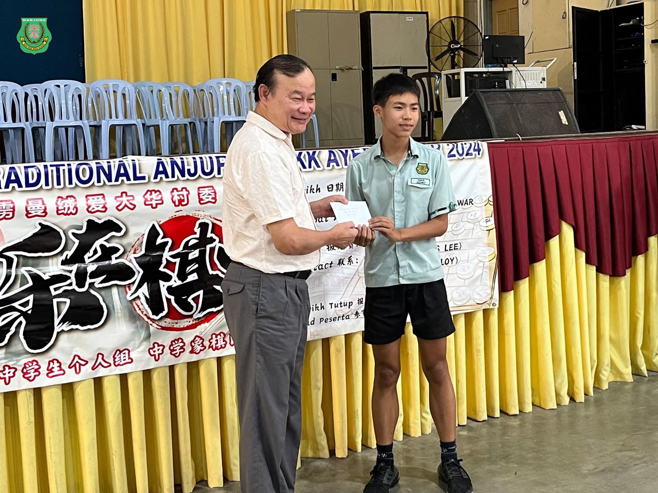 南华独中学生棋艺卓越