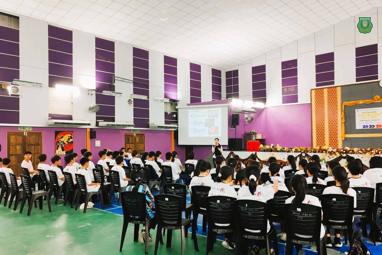 巴眼拿督五校华文学会联办生活营